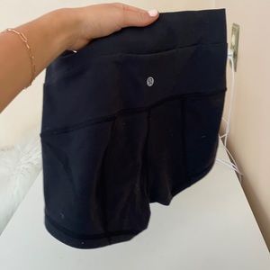 lululemon wunderunder 1” shorts